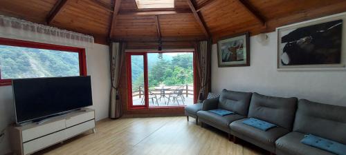 Cheongsong Casa | Sinsunwangsun Pension