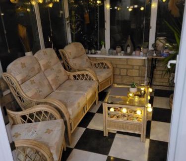 Swindon Casa | Siobhan's abode 2 Deluxe doubles n large single NO PETS