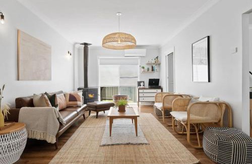 Cessnock Casa | Sip and Soak Up Summer in the Hunter