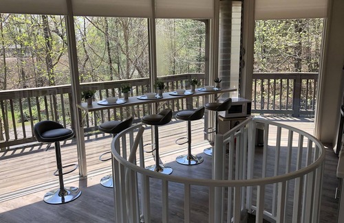 Big Canoe Chalet De Esquí | Sip Coffee on the Wraparound Deck with Treetop Views - Chalet 40