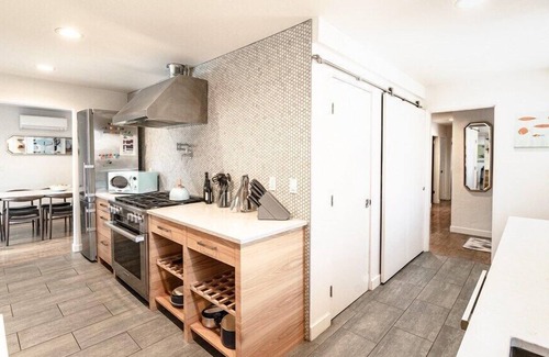 Walla Walla East Casa | Sip-N-Stay on Sturm- Hot tub and Dog Friendly!