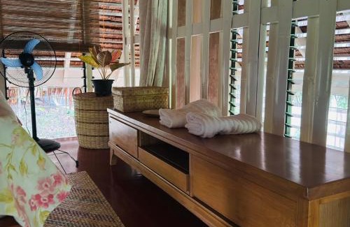 Maria Chalet De Esquí | Siquijor Bungalows and Suzuki Jimny included