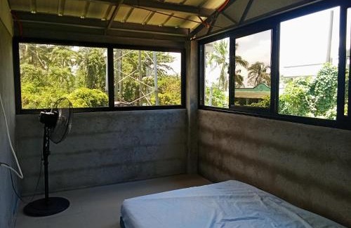 Laguna Province Cabina | Sir Louie Lodging House