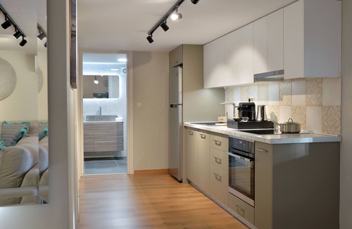 Gargaliani Apartamento | Sir T Grand apartment...an ideal choice for a family or a group of friends!