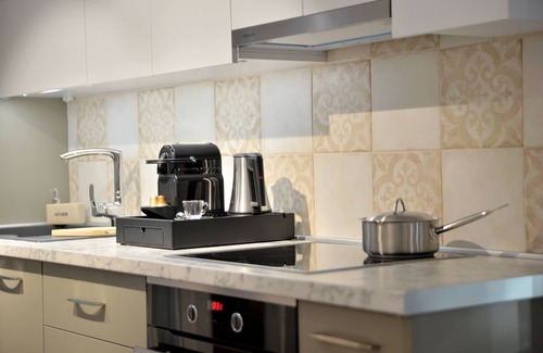 Gargaliani Apartamento | Sir T Grand apartment...an ideal choice for a family or a group of friends!