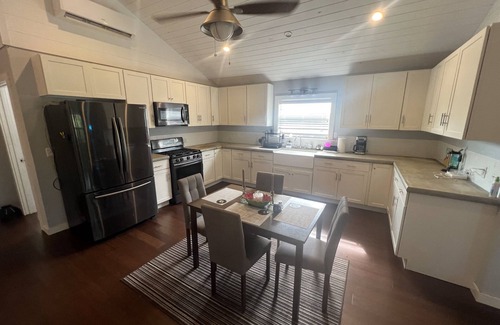 Upper Bogue Casa | Siren's Song is a beautiful waterfront home in the community of Whale Point