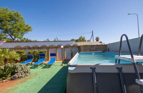 Scala di Furno Casa | Sirena Apartment in Luxury Villa with Shared Pool