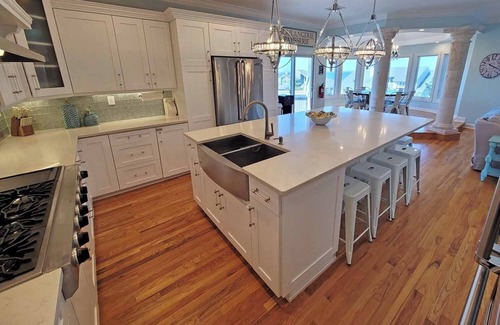 Osbornsville Casa | Sirena Sanctuary - Luxury 6BR Beach House With Pool & Hot Tub Mantoloking