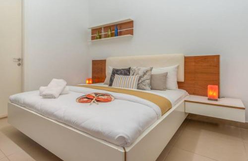 Gemmayzeh Apartamento | Sirene 1-BR Apt, Pool & Gym in Gemmayze
