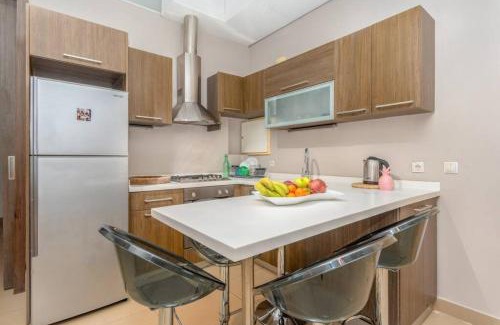 Gemmayzeh Apartamento | Sirene 1-BR Apt, Pool & Gym in Gemmayze