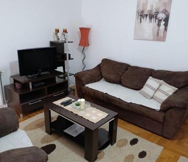 Sremska Mitrovica Apartamento | Sirmijum Hause II