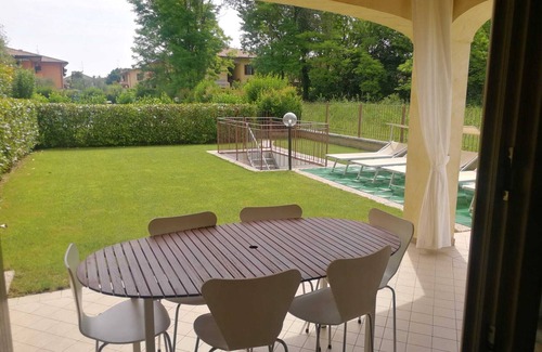Lugana Apartamento | Sirmione Borgo Rosa, su piso de vacaciones. Wi-Fi.