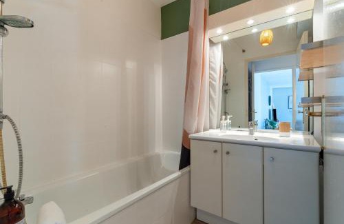 8th Arrondissement Apartamento | SIROCCO - Bel appartement avec extérieur proche des plages