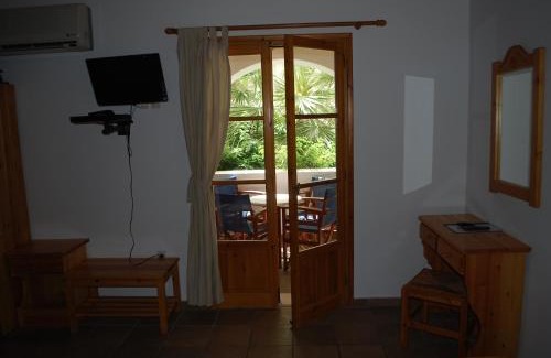 Parikia Apartamento | Siroco's Rooms And Studios
