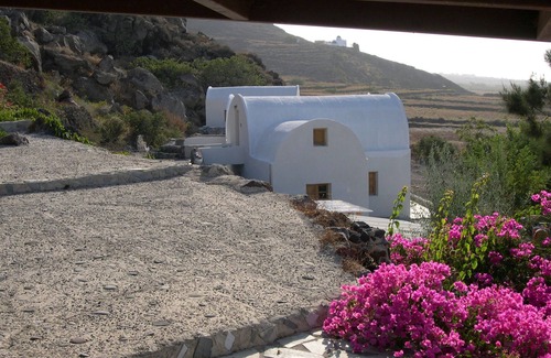 Kamari Cabaña | SiskosPlace Petros Cottage, Oia Santorini
