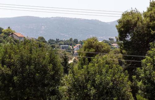 Kiryat Tiv'on Apartamento | Sisso in the green north of Israel tivon Valley