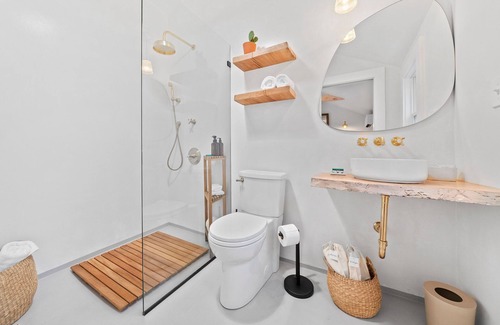 Plymouth Hotel | sisu, a boutique motel