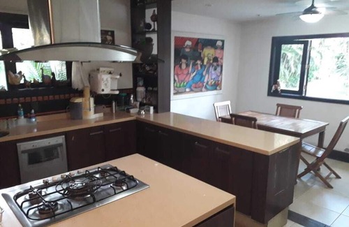 Vargem Grande Casa | ¡Sitio con 4 mil metros para 10 personas en Vargem Grande!