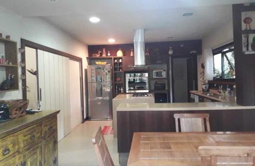Vargem Grande Casa | ¡Sitio con 4 mil metros para 10 personas en Vargem Grande!