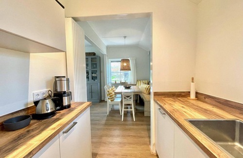 Koudekerke Casa | Situated directly behind the dunes, cosy holiday home where 1 dog is welcome