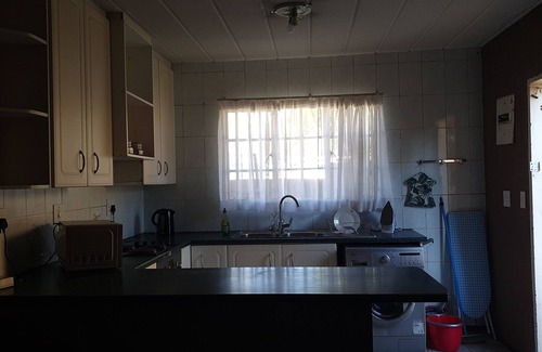 Greater Johannesburg Metropolitan Area Casa | Situated in a secure private estate in Midrand is this lovely double story home.