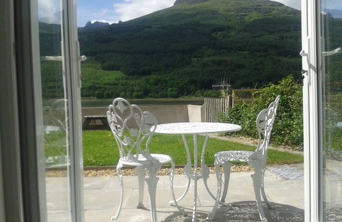 Arrochar Apartamento | En la costa en el Parque Lomond con impresionantes vistas de los Alpes Arrochar