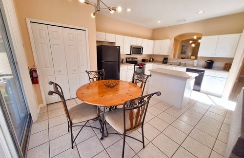 Solana Complejo | Six bedroom villa, Solana Resort gated community