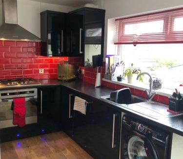 Porth Casa | Six by the Sea - 1 Bed House - A little something for everyone