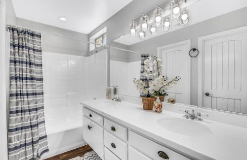 Castaic Apartamento | Six Flags Getaway - Peaceful Retreat with Pool