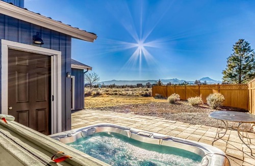 Bend Casa | Six Mountain View