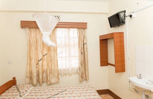 Nanyuki Hotel | Sixty Two Paradise Hotel