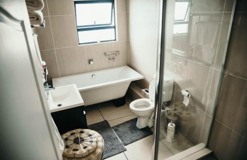 Greater Johannesburg Metropolitan Area Apartamento | Sizakele Stays