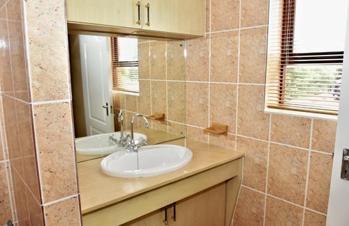 Trawal Casa | SJ's Self-Catering