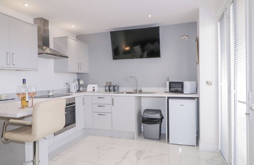 Coleraine Cabaña | SJS ANNEXE, romantic in Castlerock