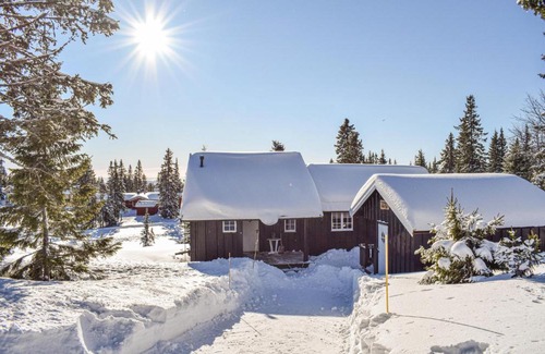Sjusjoen Casa | Sjusjøvegen 1892