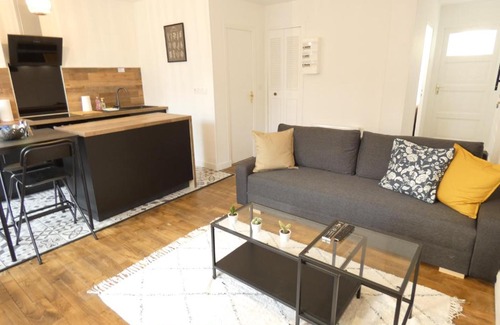Rive Droite Apartamento | SKABELL NEW T1bis 40m2 rénové 5min centre ville tram/bus