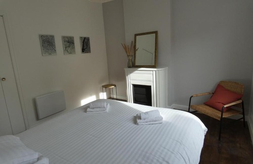 Rive Droite Apartamento | SKABELL NEW T1bis 40m2 rénové 5min centre ville tram/bus