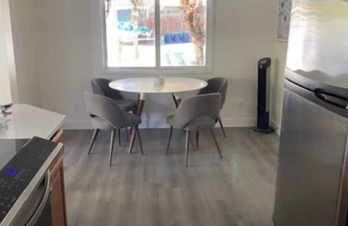 Okanagan-Similkameen Casa | SkaHaven- Direct Lakefront