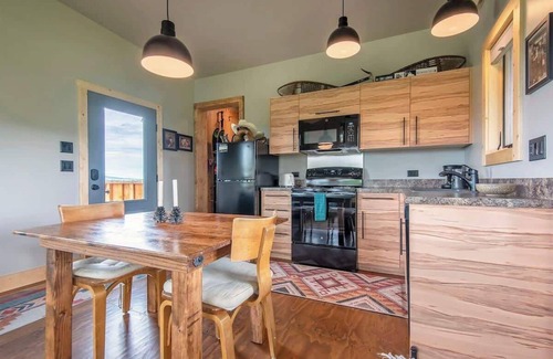 Driggs Casa | Ski Cabin Vibes on Ski Hill Road with Teton Views