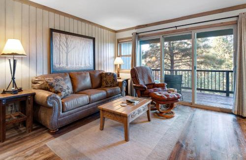 Century West Casa | Ski House 118 - Meredith Lodging