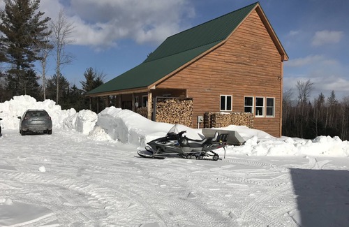 Strong Casa | Ski House 4 miles from Kingfield, ME