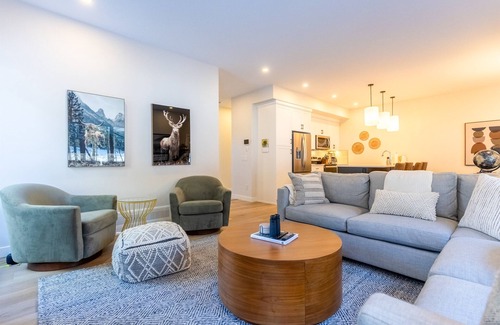 East Kootenay Chalet De Esquí | Ski In/10 Mins to the Timber Chair l Hot Tub | AC