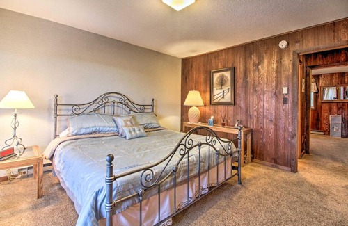 Killington Casa | Ski-In and Ski-Out Pico Mountain Townhome with Fireplace