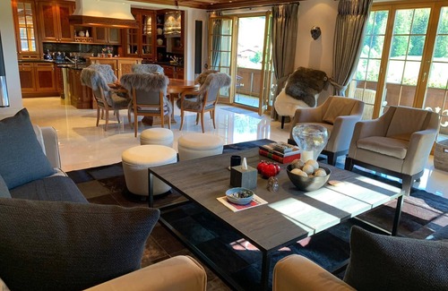 Saanenmoeser Chalet De Esquí | Ski In Luxury Chalet For Unforgettable Stay