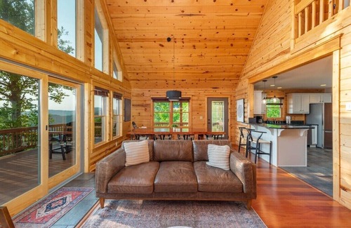 Wolf Laurel Casa | Ski in/out at Hatley Pointe ~ Views ~ Indoor Slide