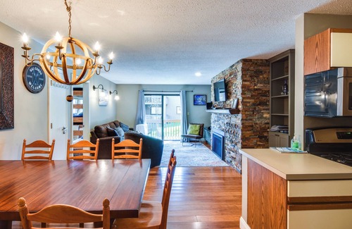 Great Valley Apartamento | Ski-in/out & Golf Condo w/ A/C at Holiday Valley!