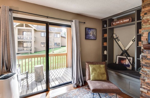 Great Valley Apartamento | Ski-in/out & Golf Condo w/ A/C at Holiday Valley!