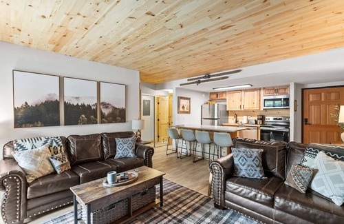Peak 9 Apartamento | Ski-In/Out Luxury 1 Blk to Main Pool+Hot Tub Sauna