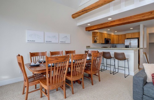 Saddle Ridge Casa | ¡NUEVO LISTADO! SaddleRidgeA2 Ski-In / Out Condo Pasos para Moonlight Club