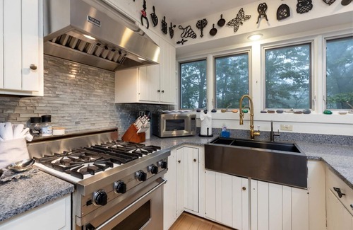 Wintergreen Casa | Ski-in out Mountain Home-jacuzzi Sauna Wintergreen